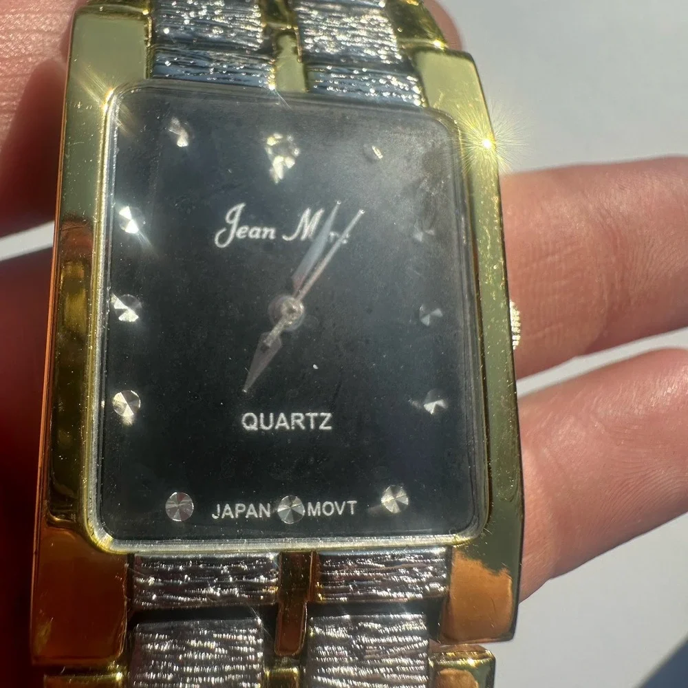 Jean Marc Japan Movt Wrist Watch Black Face Quartz Numbers Shiny Needs Battery
